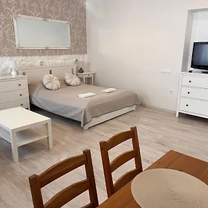 Pacsirta Apartmanhaz Apartment Eger