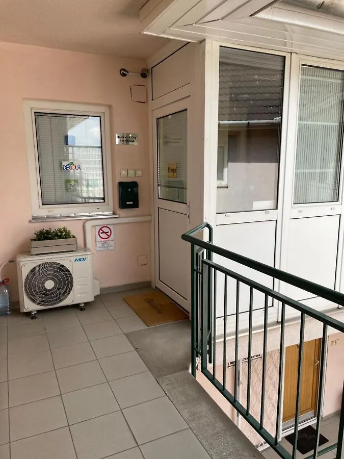 Gasthof Boulevard City Panzio - Self Check-In Budapest