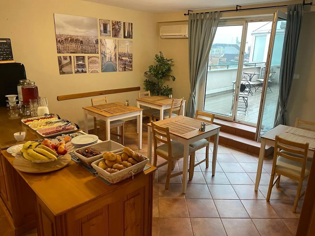 Gasthof Boulevard City Panzio - Self Check-In Budapest