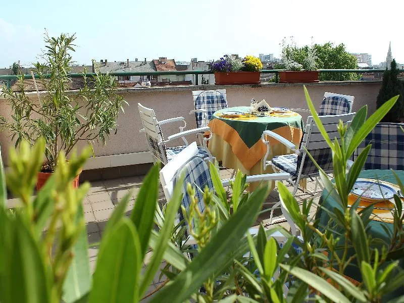 Gasthof Boulevard City Panzio - Self Check-In Budapest