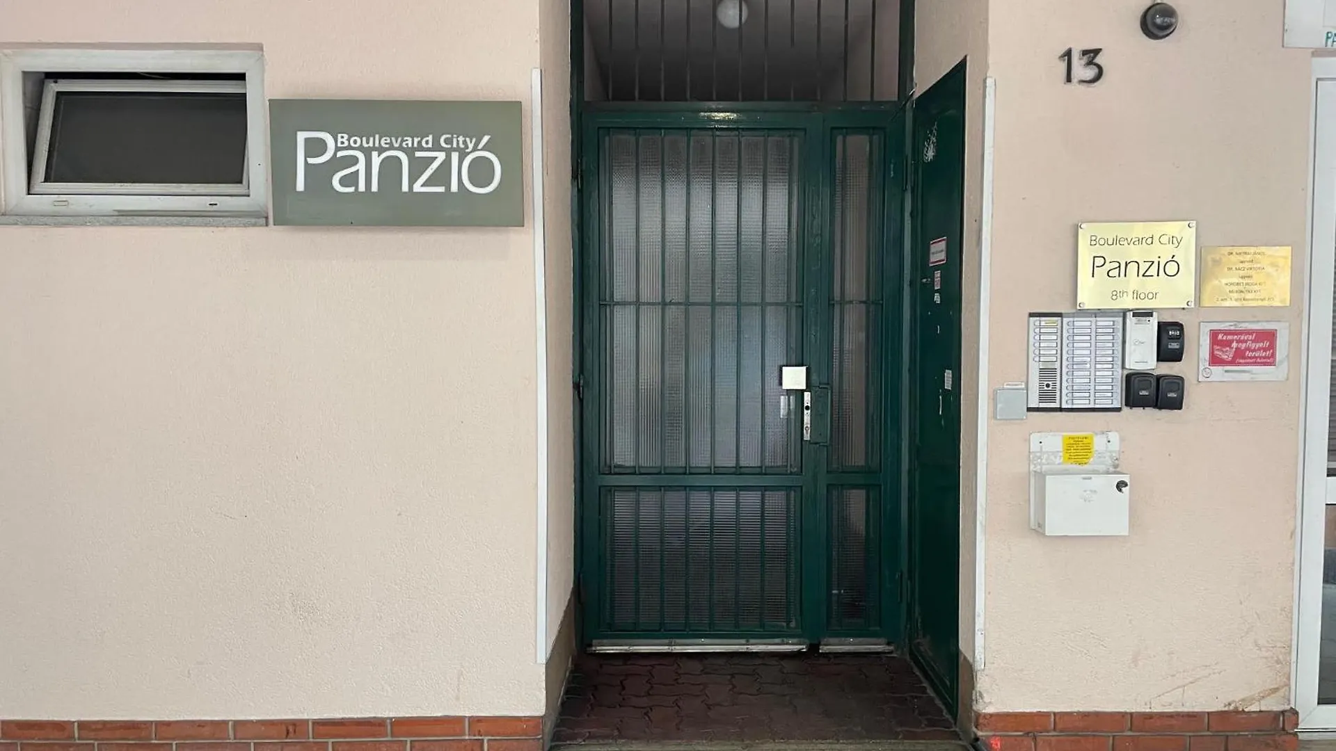 Boulevard City Panzio - Self Check-In Budapest Vendégház