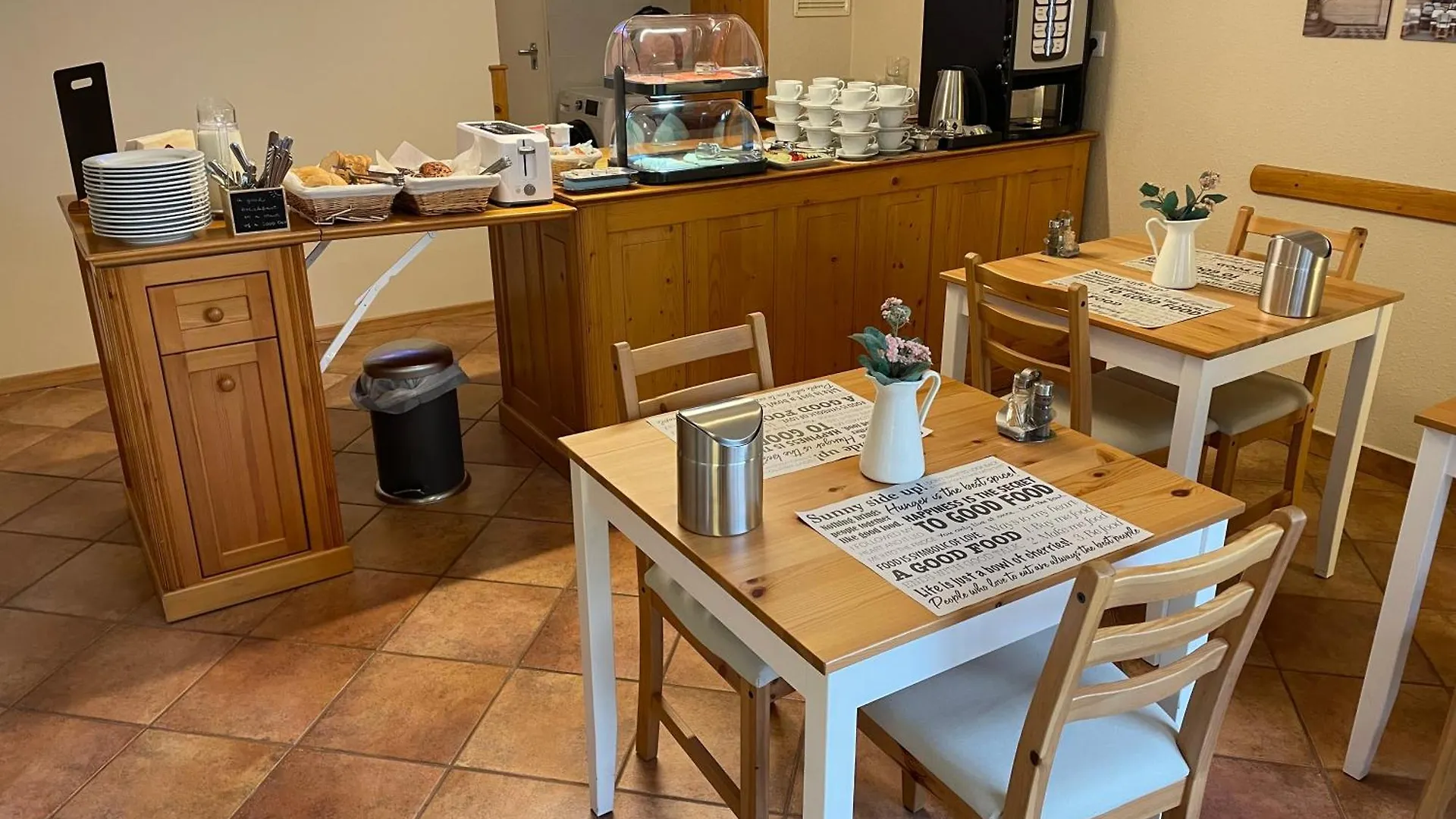Gasthof Boulevard City Panzio - Self Check-In Budapest