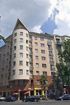 Boulevard City Panzio - Self Check-In Budapest Guest house