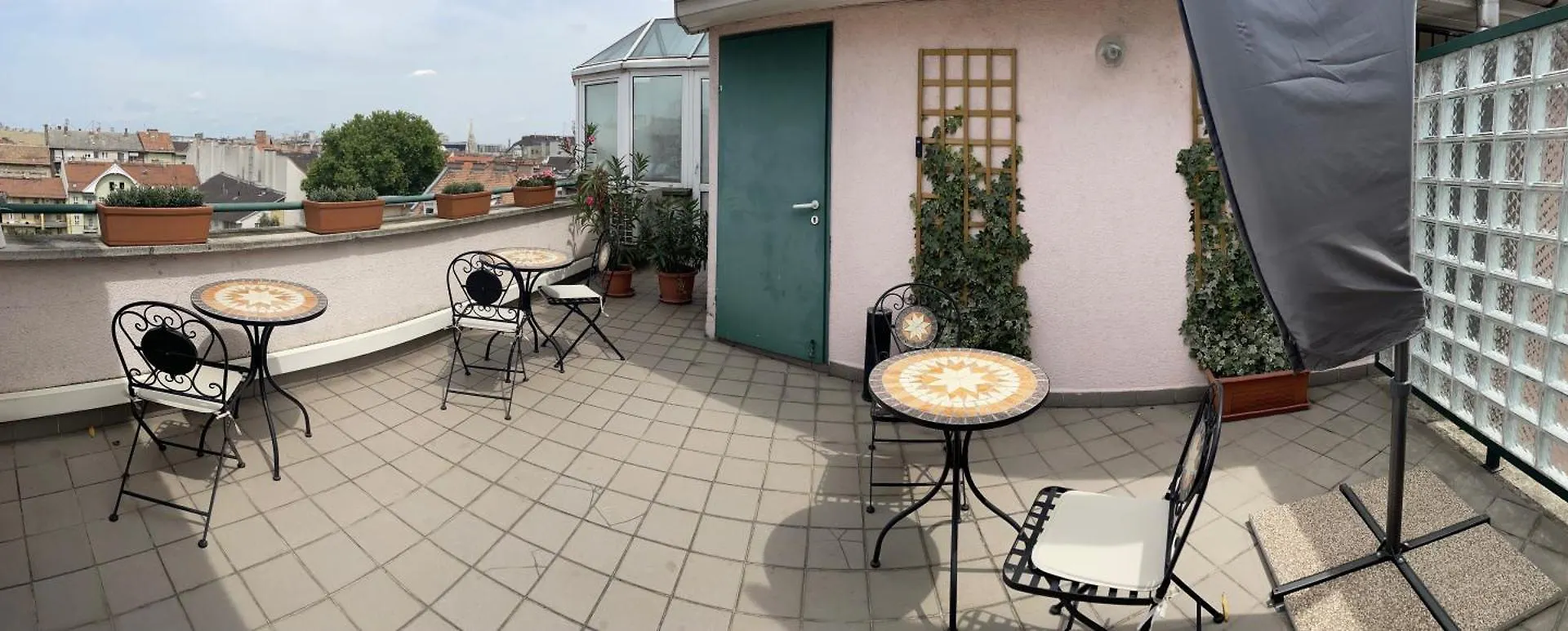 Boulevard City Panzio - Self Check-In Budapest